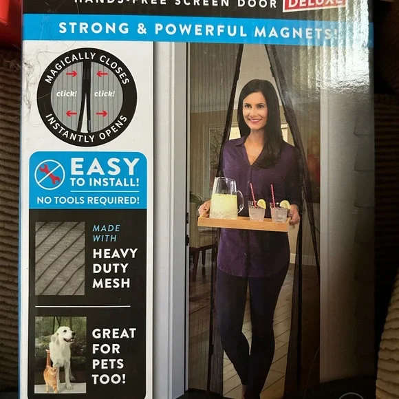 Magic Mesh Deluxe Hands-Free Screen Door - Picture 2 of 5